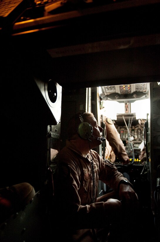 Tech. Sgt. Richard Starr, 37th Expeditionary Bomb Squadron computer systems operator, performs preflight checks on the B-1B Lancer computer system, Nov. 11, 2009, at an air base in Southwest Asia. Sergeant Starr is deployed from Ellsworth Air Force Base, S.D. (U.S. Air Force photo/Staff Sgt. Robert Barney)