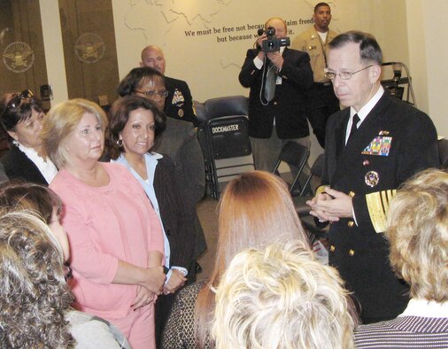 Adm. Mike Mullen, chairman of the Joint Chiefs of Staff, greets the Department of Defense?s top teachers for 2010 during a Nov. 17, 2009, Pentagon recognition ceremony. Thirteen teachers who work for the worldwide Department of Defense Education Activity school system were recognized. (Defense Department photo/Gerry J. Gilmore)