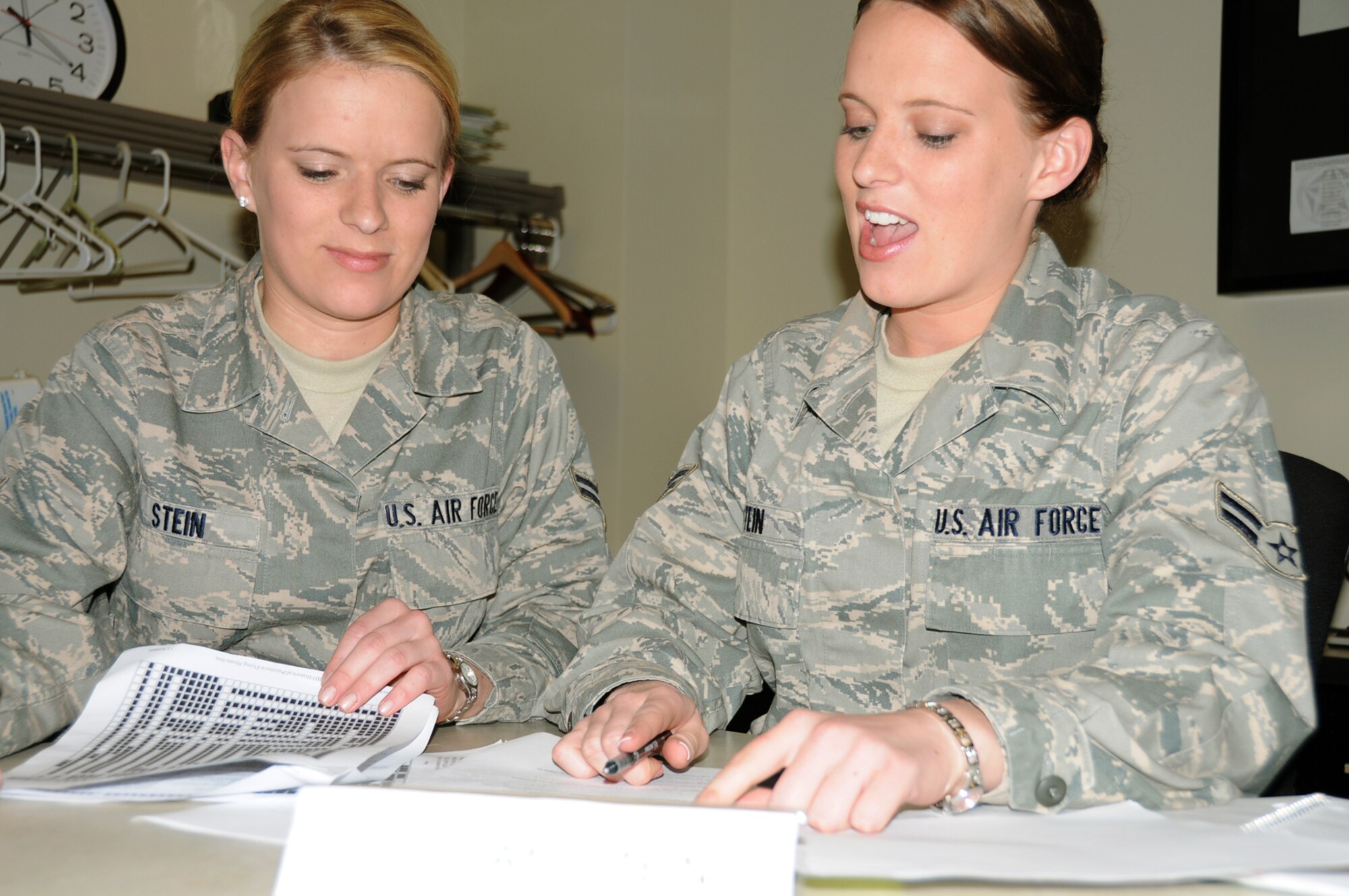 Elizabeth and Katherine Stein, 19, are training together in the 334th TRS.  (U.S. Air Force photo by Kemberly Groue)