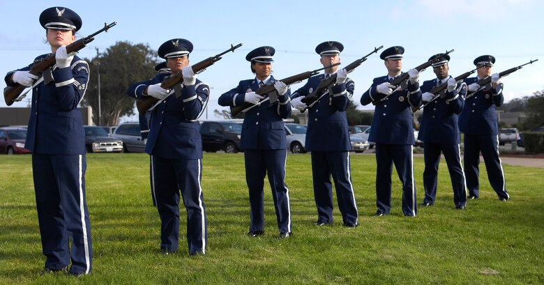 VANDENBERG AIR FORCE BASE, Calif. -- To honor POW/MIA members, Vandenberg's Honor Guard provided a gun salute during the POW/MIA ceremony here Saturday, Nov. 14, 2009. The non-stop reading of POW/MIA names led from 2 p.m. on Nov. 13 and ended before the POW/MIA Ceremony began at 2 p.m. on Nov. 14. (U.S. Air Force photo/Airman 1st Class Andrew Lee) 
 
 











