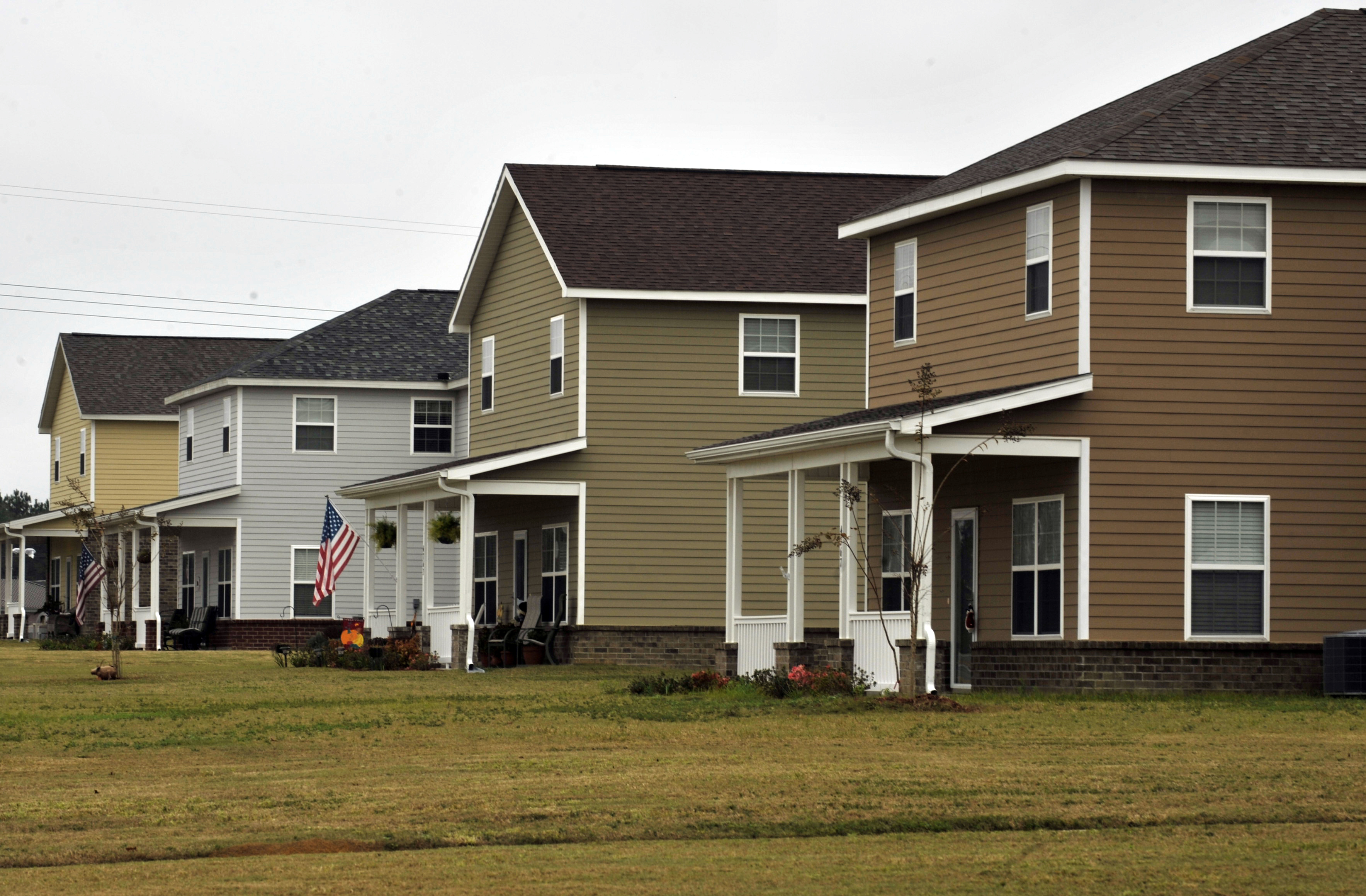 Moody commemorates Magnolia Grove amenities with ribbon cutting > Moody