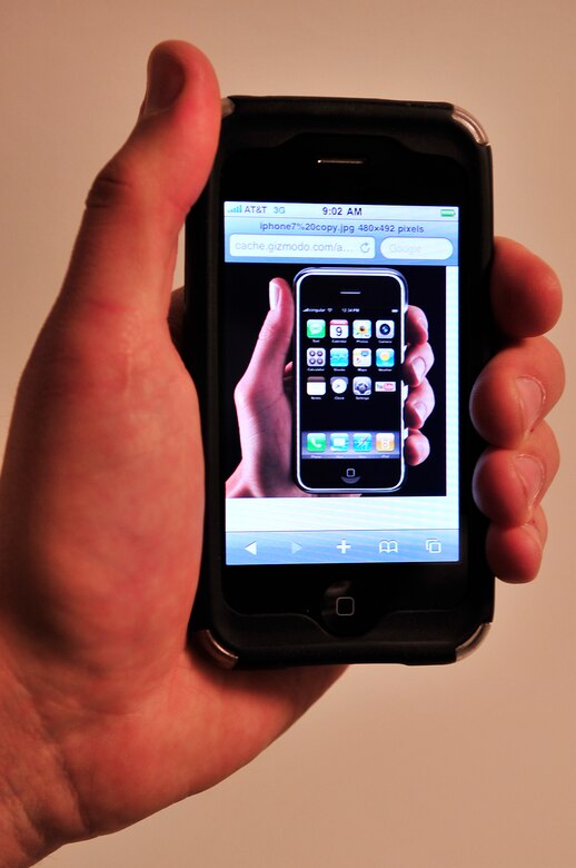 Phone upgrades come to Buckley > Buckley Space Force Base > Article Display