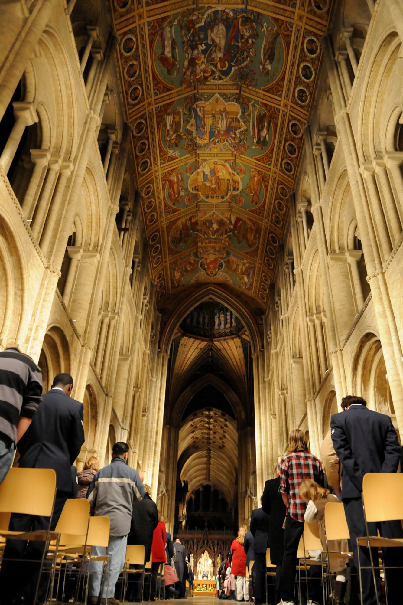 RAF MILDENHALL, England -- U.S. Servicemembers bow their heads for  
prayer on the eve of Thanksgiving at Ely Cathedral Nov. 25.  This  
service of thanks is conducted every year for the American Military in  
Ely. (U.S. Air  
Force photo/Staff Sgt. Christopher L. Ingersoll)
