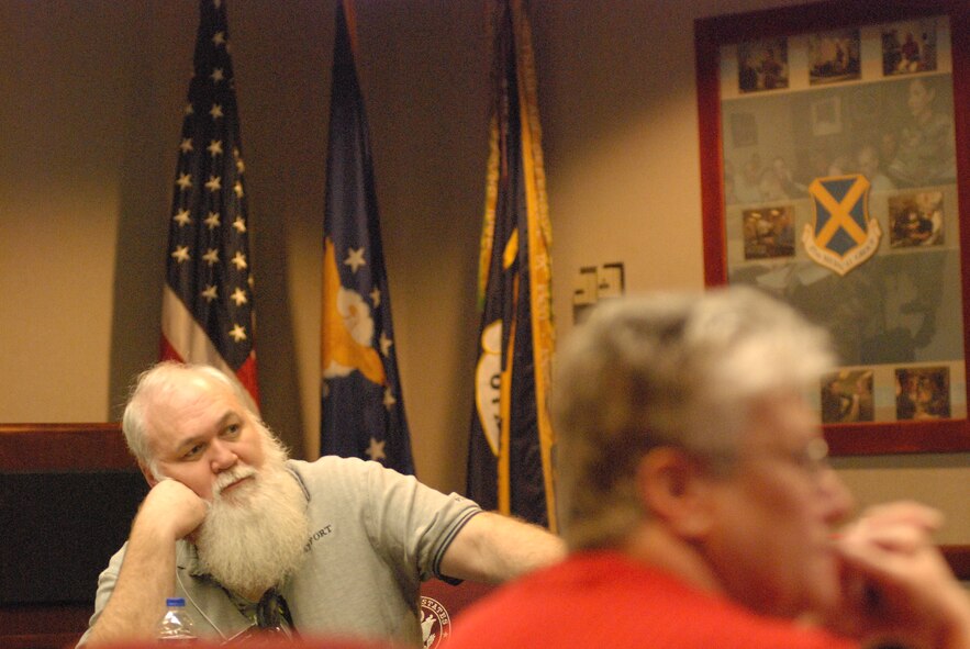 Members of the 2009 Distinguished Educator Tour attend briefings on Air Force Recruiting and toured Randolph Air Force Base, Texas. (U.S. Air Force photo/Airman 1st Class Brian McGloin)