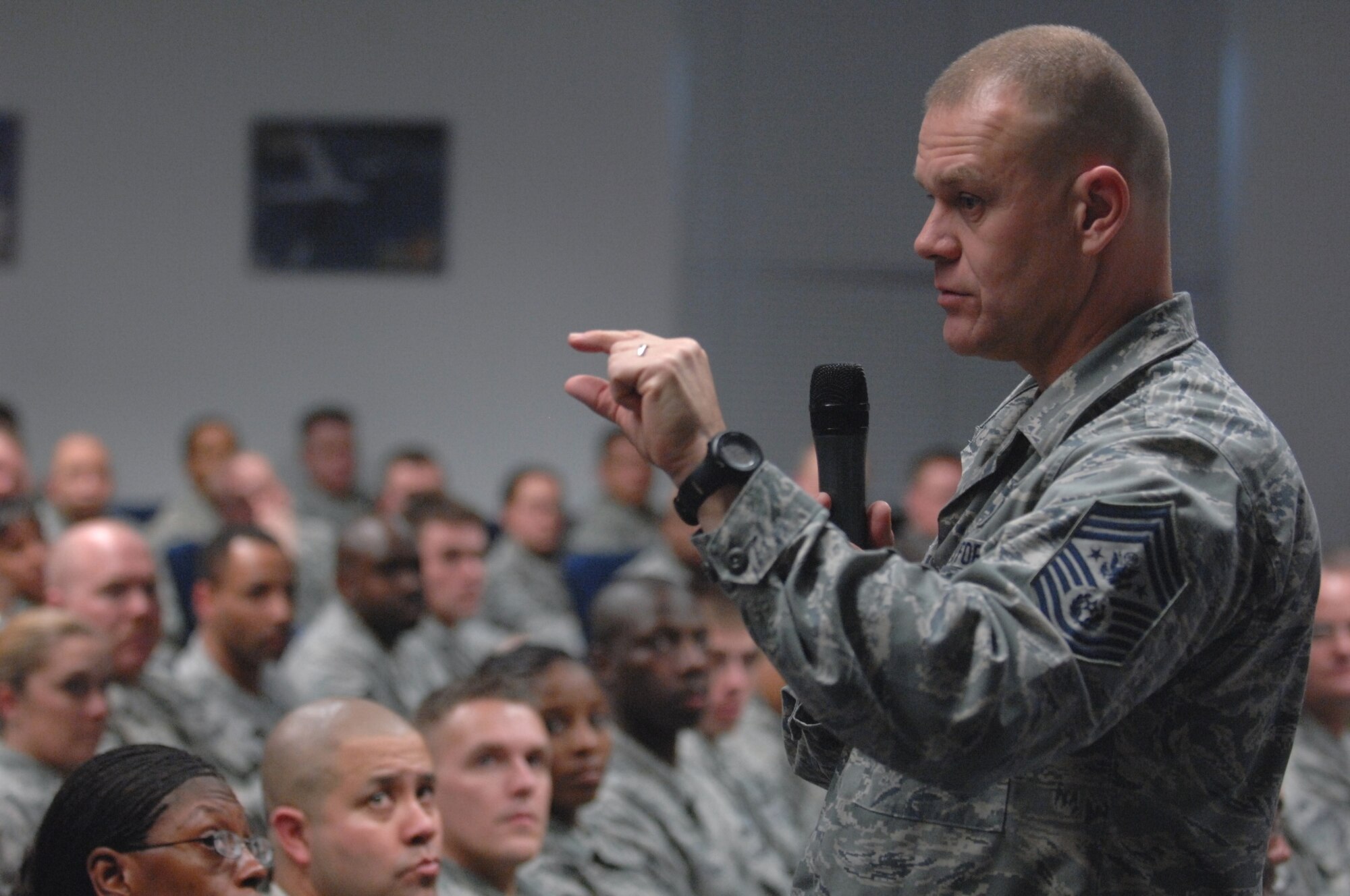 Chief Master Sergeant of the Air Force James Roy talked to Airmen at the Kisling Non-commissioned Officer Academy at Kapaun Air Station, Germany during his visit to U.S. Air Forces in Europe Nov. 24.  CMSAF Roy spoke with the Airmen about his priorities and goals and fielded questions from the audience. (U.S. Air Force photo/Master Sgt. Corey Clements)