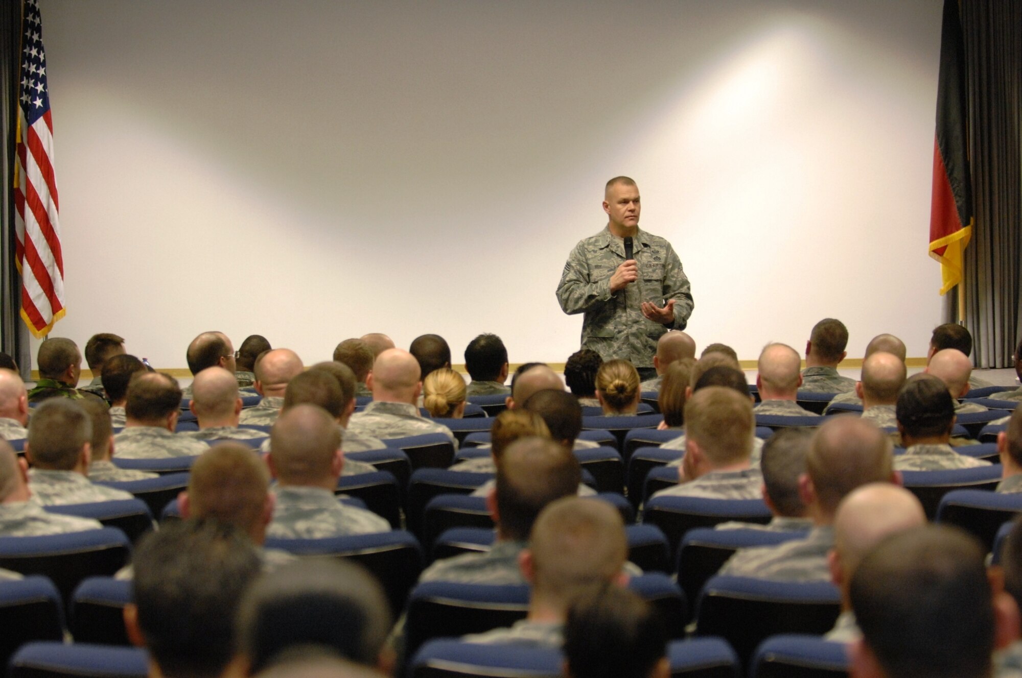 Chief Master Sergeant of the Air Force James Roy talked to Airmen at the Kisling Non-commissioned Officer Academy at Kapaun Air Station, Germany during his visit to U.S. Air Forces in Europe Nov. 24.  CMSAF Roy spoke with the Airmen about his priorities and goals and fielded questions from the audience. (U.S. Air Force photo/Master Sgt. Corey Clements)