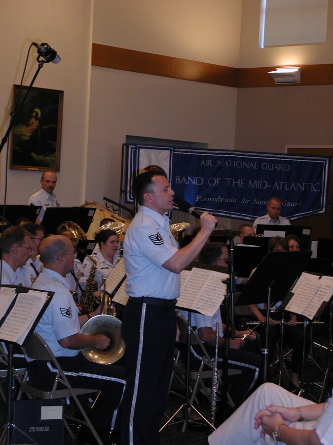 ANG Band of the Mid-Atlantic Concert Band performs for a concert at Nicarry Meeting House in New Oxford PA on Saturday June 27, 2009.  Technical Sergeant Brian Stike is speaking.