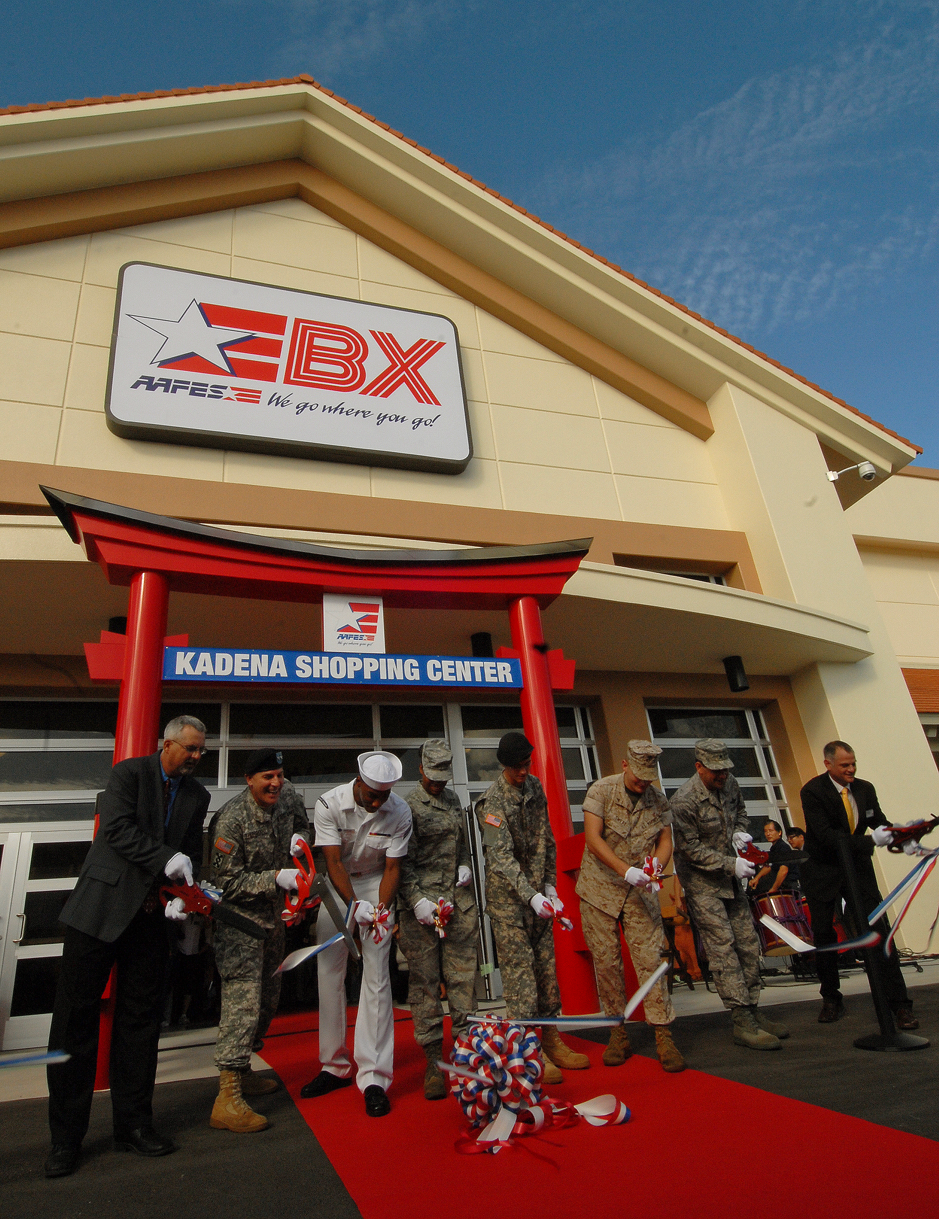 Largest AAFES store in Pacific opens doors at Kadena > Kadena Air Base
