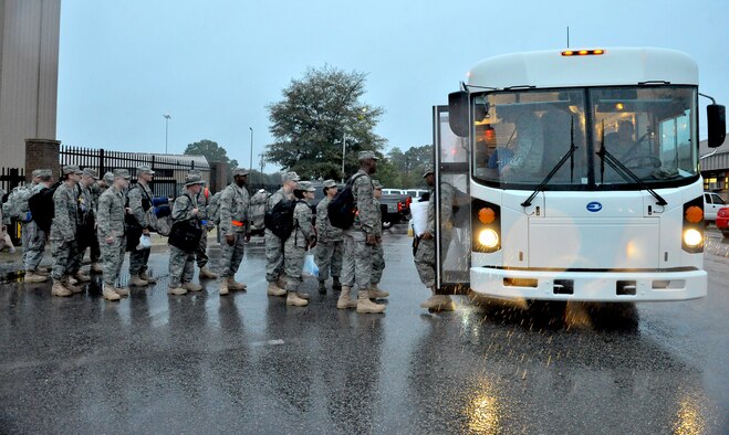 SHAW AIR FORCE BASE, S.C. -- Airmen of the 20th Fighter Wing depart for a four-month deployment to Afghanistan. (U.S. Air Force photo/Senior Airman Kathrine McDowell)