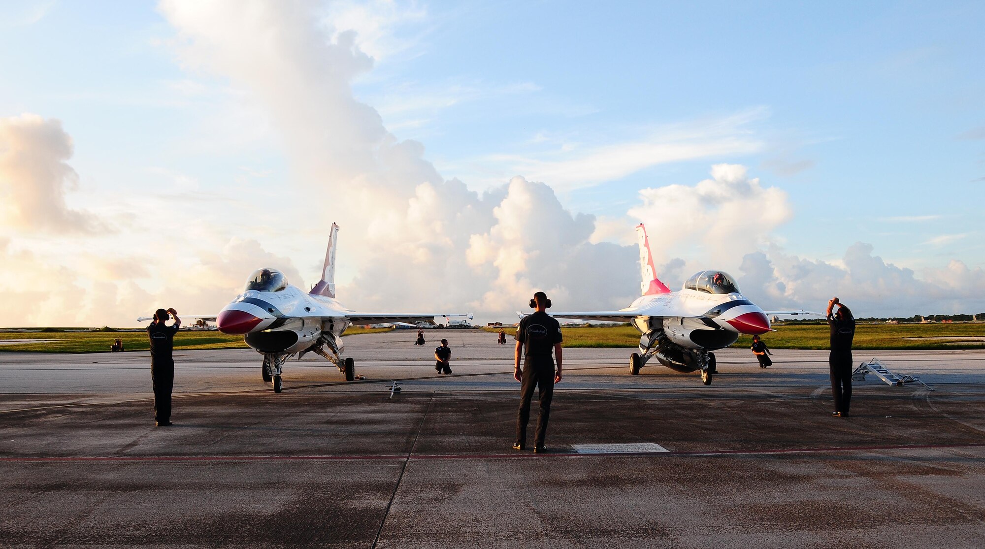 ANDERSEN AIR FORCE BASE, Guam - Thunderbird F-16?s from the U.S. Air Force Aerial Demonstration Squadron taxi on the Andersen AFB?s flightline Oct. 5. Andersen AFB rescheduled its air show for Oct. 7 after canceling it due Typhoon Melor.  The air show is being held primarily to thank the residents of Guam for their continued support to Andersen AFB and the rest of the United States Air Force. The U.S. Air Force Thunderbirds is the premier aerial demonstration team representing Airmen worldwide. The Thunderbirds are scheduled to perform precision, aerial maneuvers to exhibit the capabilities of the modern, high-performance F-16 Wednesday, Oct. 7.  (U.S. Air Force photo by Senior Airman Nichelle Anderson/Released)
