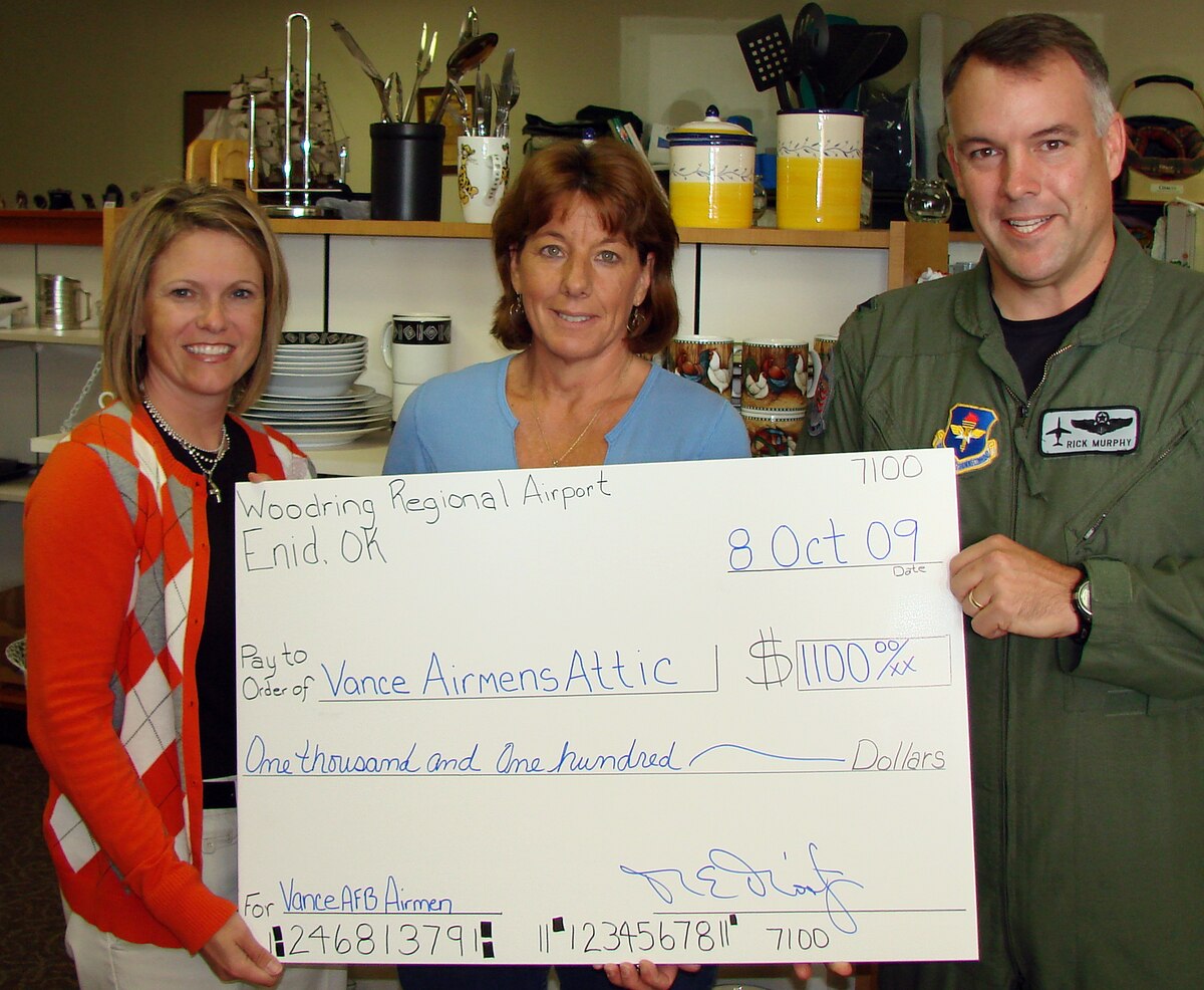Local civilian pilots donate $1,100 to Vance Airman&rsquo;s Attic 