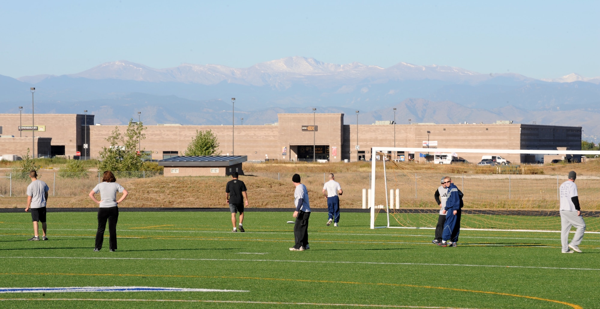 Buckley Air Force Base, Colo. – Team Buckley members play ultimate frisbee on the all purpose field during Sports and Field Day Oct. 2. (U. S. Air Force photo by Senior Airman John Easterling)