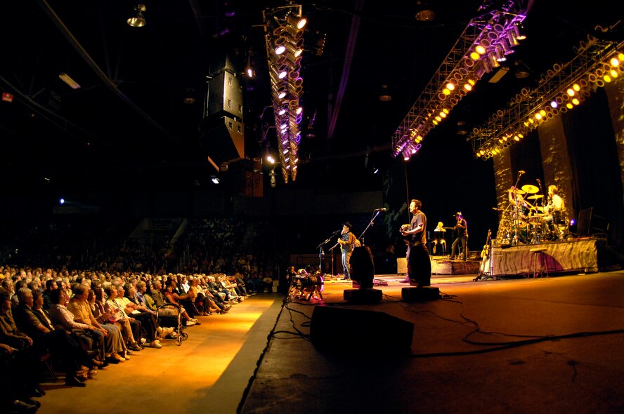 MINOT AIR FORCE BASE, N.D. -- Country singer Clint Black performs with his band at North America’s largest Scandinavian festival called Norsk Hostfest here, Sept. 30.  Tens of thousands of people attend the event annually to celebrate and partake in the Scandinavian culture and entertainment with over 200 internationally recognized artisans. (U.S. Air Force photo by Airman 1st Class Benjamin Stratton)