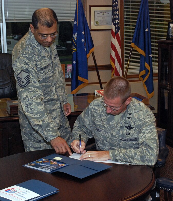 618th TACC kicks off Combined Federal Campaign > 618th Air ...