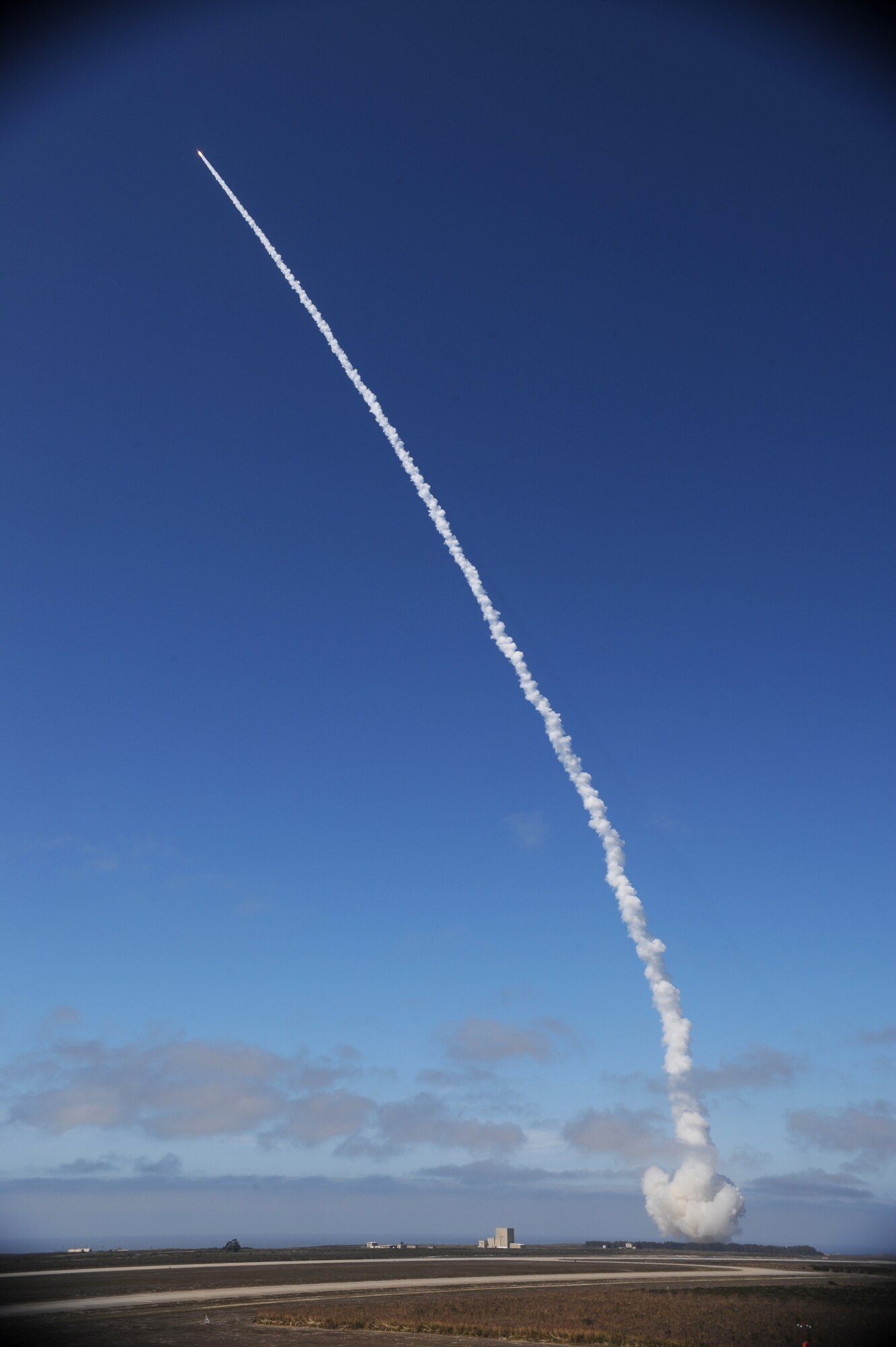 VANDENBERG AIR FORCE BASE, Calif. - A United Launch Alliance Delta II rocket was launched here at 11:51 a.m. Oct. 8.  The Delta II was launched on behalf of Boeing Launch Services.  ( U.S. Air Force photo/Senior Airman Andrew Satran)

