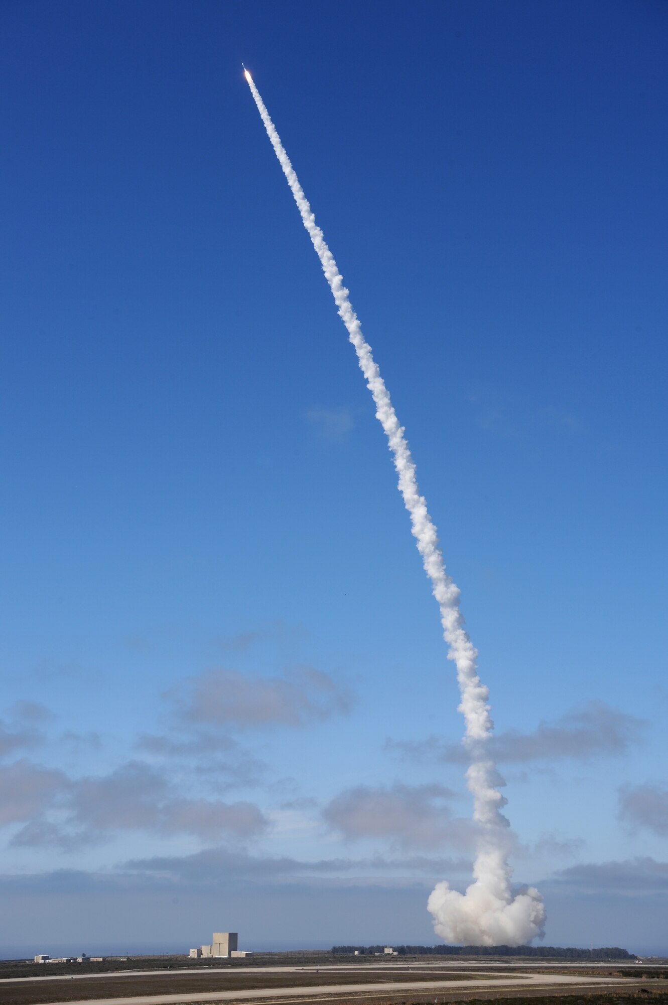 VANDENBERG AIR FORCE BASE, Calif. - A United Launch Alliance Delta II rocket was launched here at 11:51 a.m. Oct. 8.  The Delta II was launched on behalf of Boeing Launch Services.  ( U.S. Air Force photo/Senior Airman Andrew Satran)