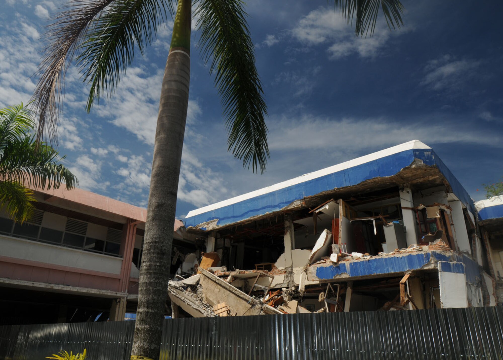 PADANG, Indonesia -- A U.S. Air Force humanitarian assistance rapid response team is located next to the M. Djamil hospital, one of four hospitals here damaged during the recent earthquakes. HARRT provides free medical assistance to those affected by the quakes. (U.S. Air Force photo/Staff Sgt. Veronica Pierce)