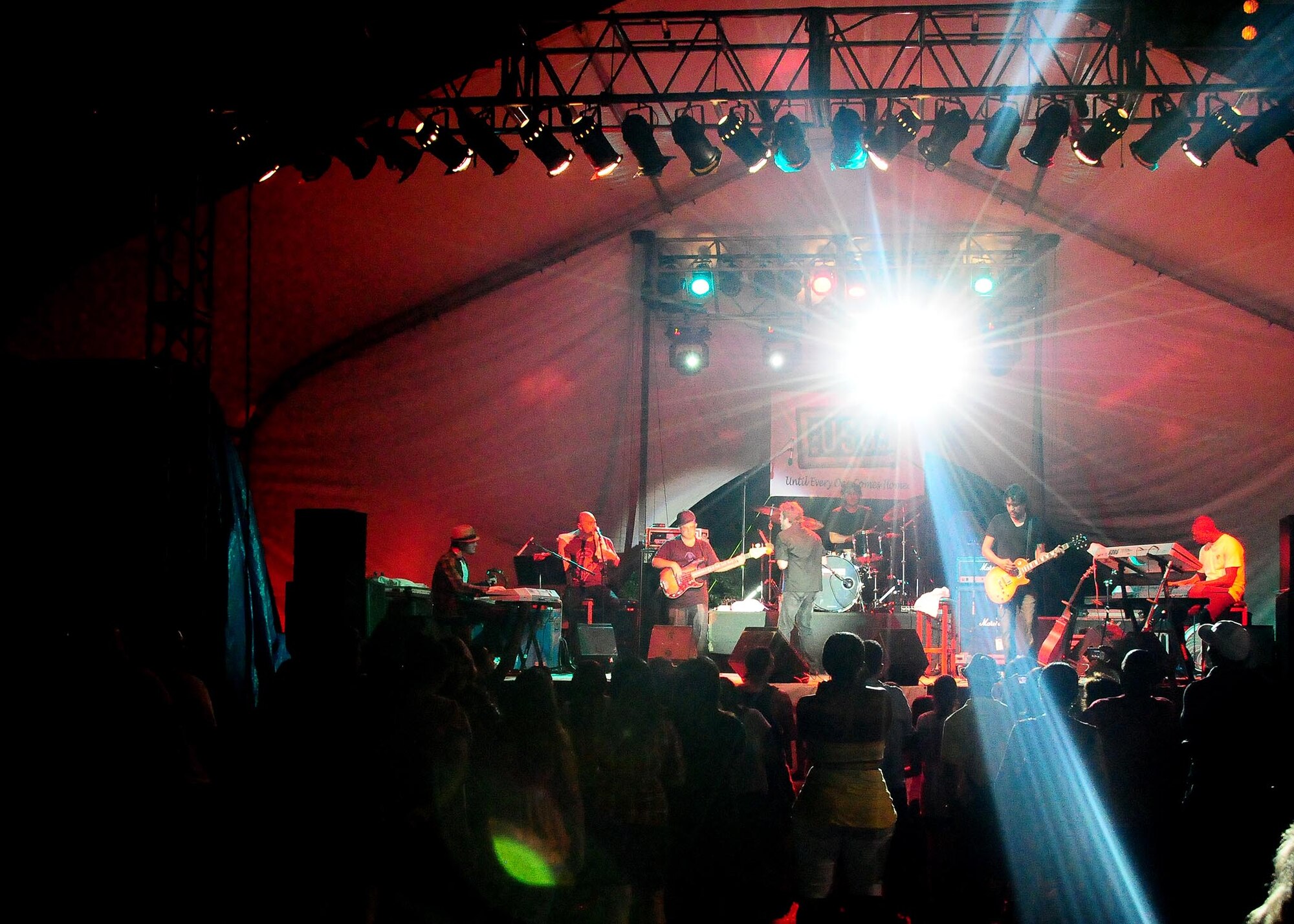 ANDERSEN AIR FORCE BASE, Guam - American Idol Season Five finialist Elliott Yamin preforms live for hundreds of service members and thier families at Tarague beaches' Bamboo Willie's Oct. 9. The concert was sponsered by The Armed Forces Entertainment and the United Servicemen's Organization. (U.S. Air Force photo by Senior Airman Nichelle Anderson)