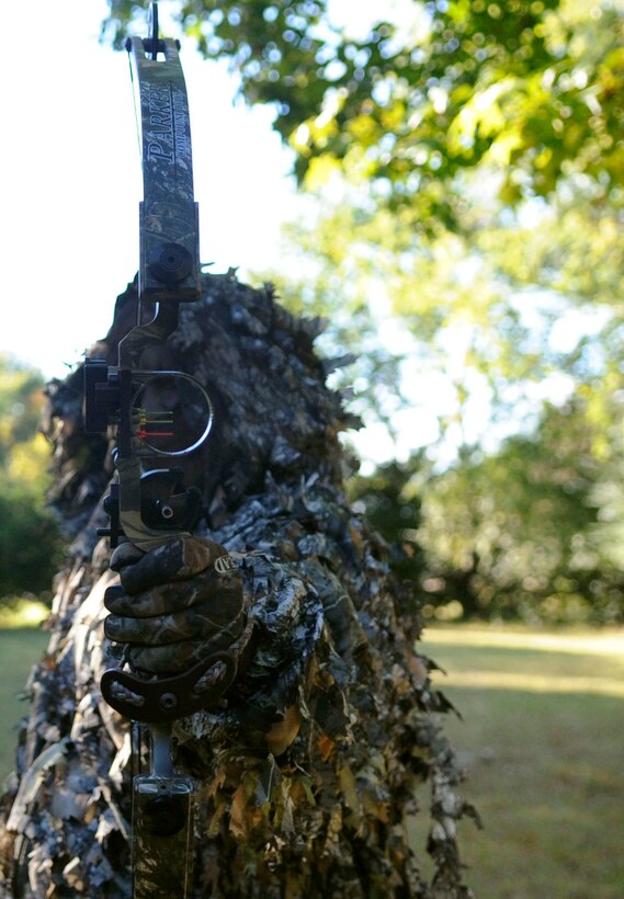 LANGLEY AIR FORCE BASE, Va. - David Hopper, 1st Fighter Wing Public Affairs operations specialist, practices his skills here Oct. 8. Participants of bow hunting season, Oct. 3 through Nov. 14, must obtain a state hunting license, qualify on 15 and 25 yards and adhere to all safety rules.  (U.S. Air Force photo/ Senior Airman Dana Hill)
