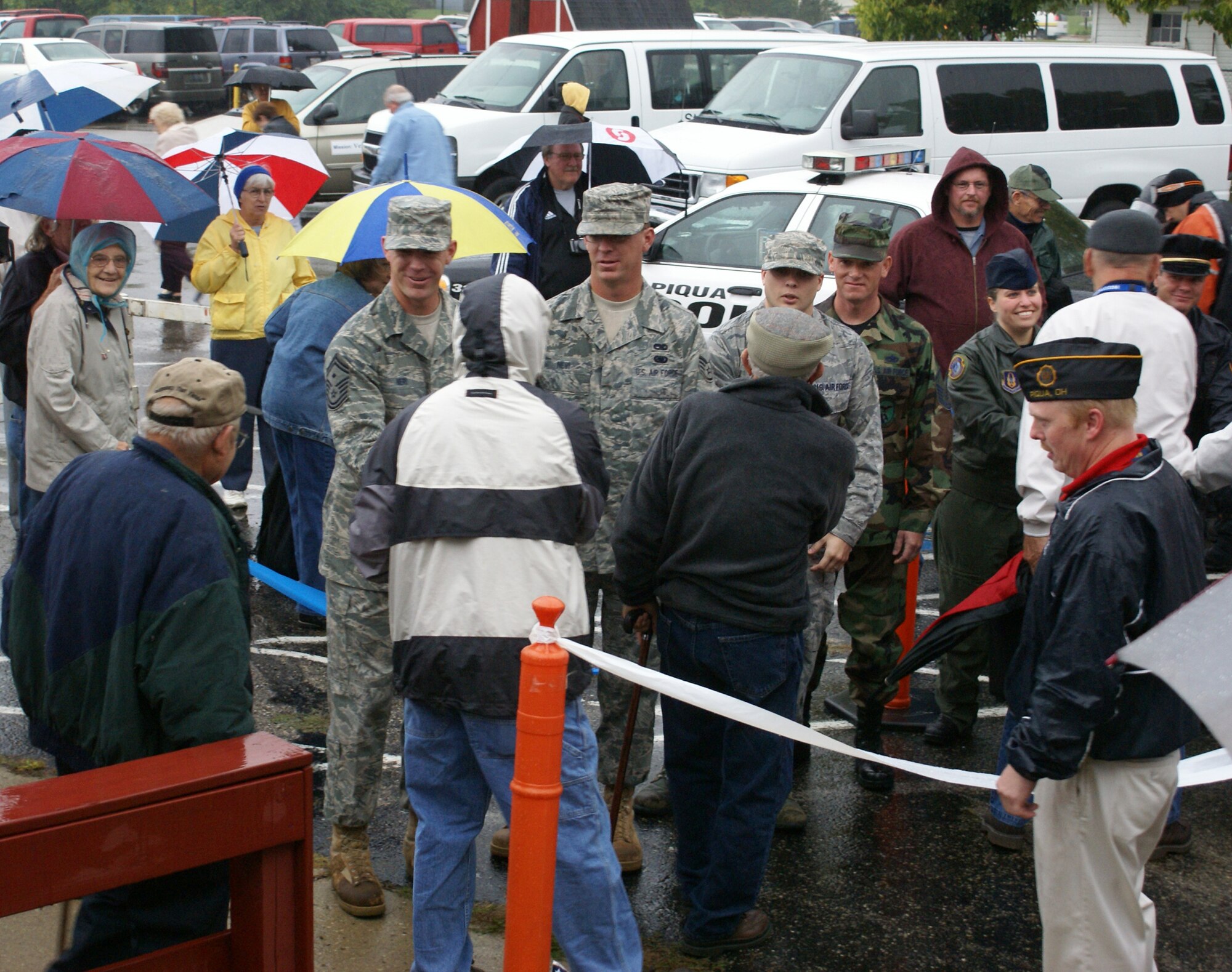 WRIGHT-PATTERSON AIR FORCE BASE, Ohio – Members from Team Wright-Patt shake hands with World War II and Korean War veterans boarding the bus for a trip to Washington, D. C., as part of an annual tradition in Piqua, Ohio, to take veterans to the Capitol.  (Courtesy photo)