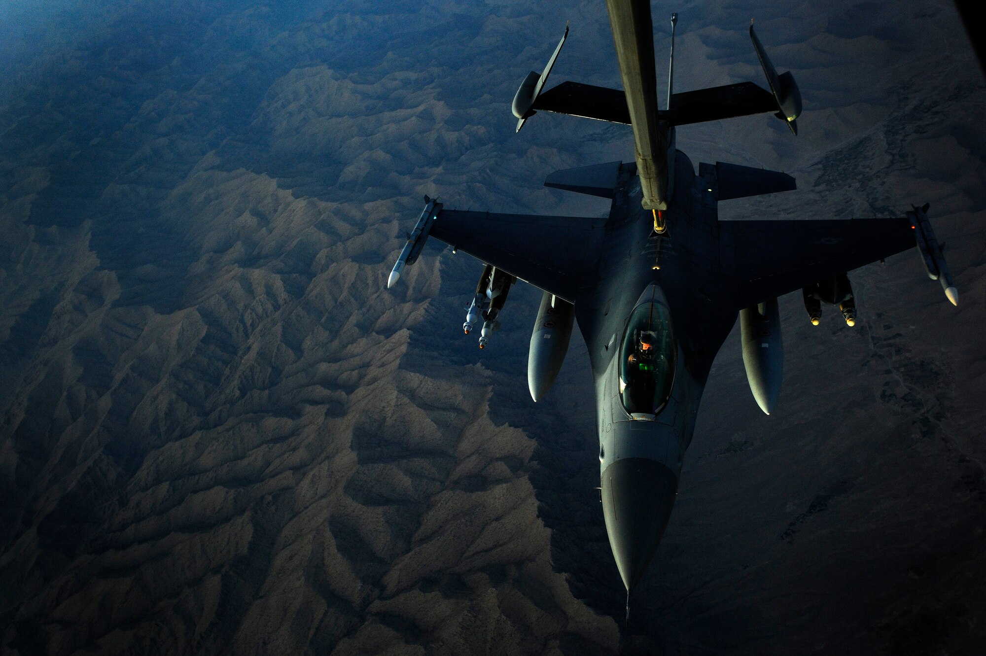 AFGHANISTAN - A U.S. Air Force F-16 Fighting Falcon is refueled by a 908th Air Refueling Squadron KC-10A Extender over Afghanistan, Oct. 2, 2009.  (U.S. Air Force photo/Staff Sgt. Michael B. Keller)