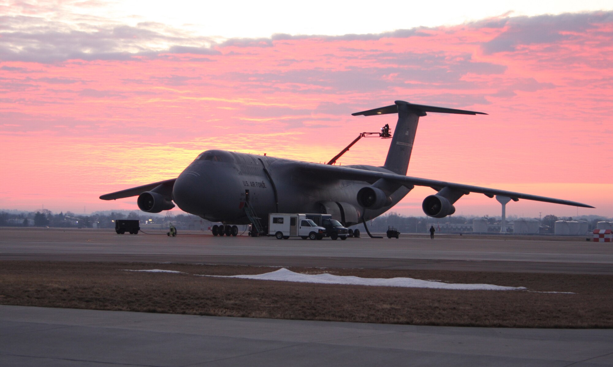 The sun set on the 445th Airlift Control Flight at Wright-Patterson Air Force Base, Ohio, Sept. 30, 2009, when the unit deactivated because Air Force Reserve Command realigned its airlift control flights. Reservists in the Wright-Patt flight transferred to other bases, retired or took other jobs in the 445th Airlift Wing, which flies the C-5 Galaxy transport aircraft. (U.S. Air Force photo/Staff Sgt. Ken LaRock)