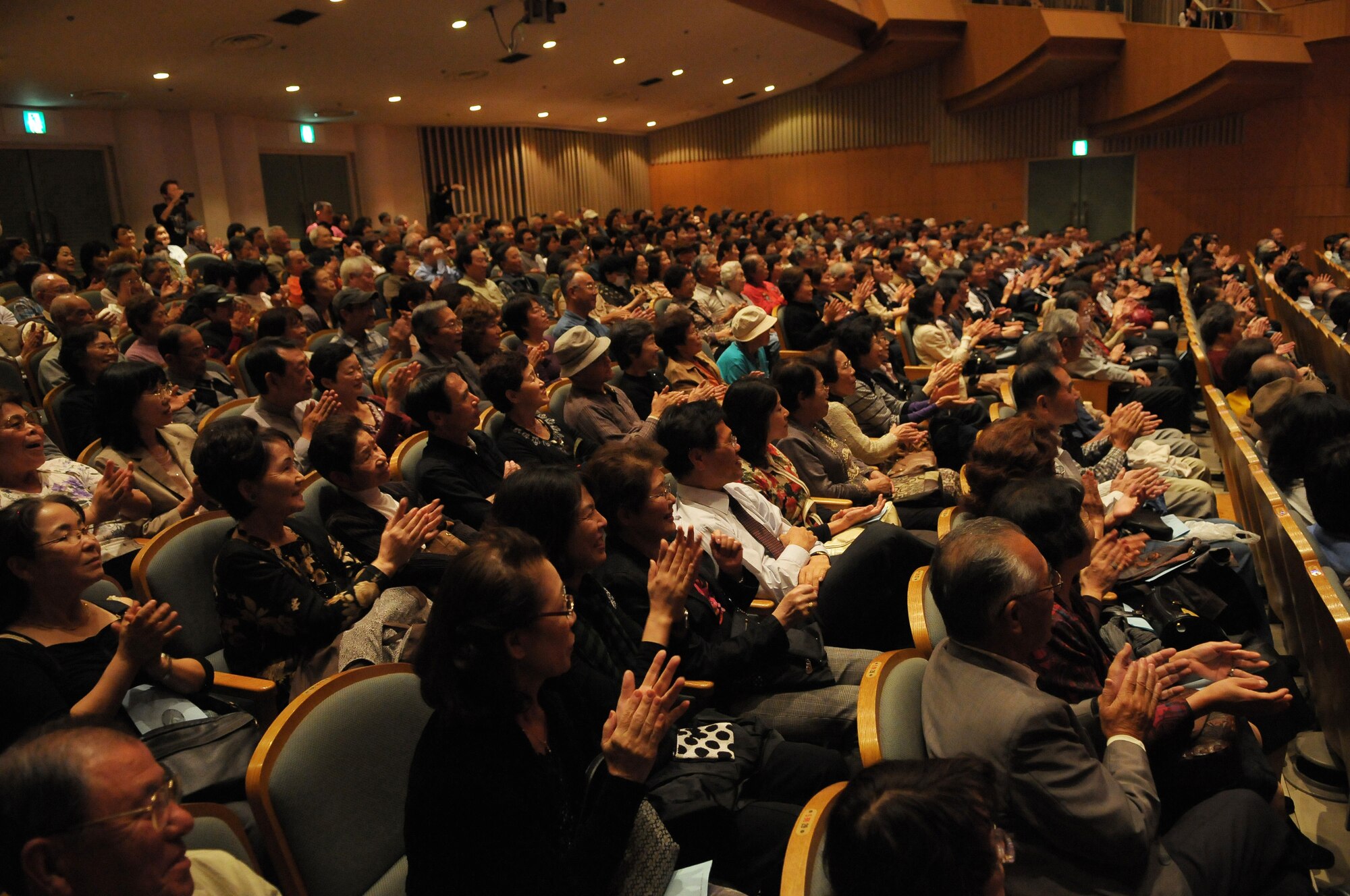 HIROSHIMA, Japan -- More than 500 people enjoy an Oct. 13 performance by the U.S. Air Force Band of the Pacific-Asia at the Aster Plaza here. The venue is mere blocks away from the Hiroshima Peace Memorial Park, dedicated to the victims of the atomic bombing of the city at the end of World War II. (U.S. Air Force photo/Airman 1st Class Sean Martin)  