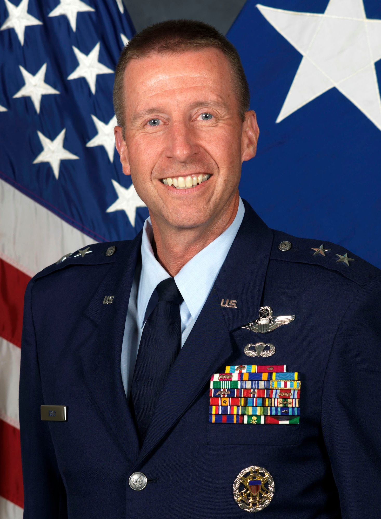Maj. Gen. Mark Solo is commander of the 618th Tanker Airlift Control Center at Scott Air Force Base, Ill.  (U.S. Air Force Photo)