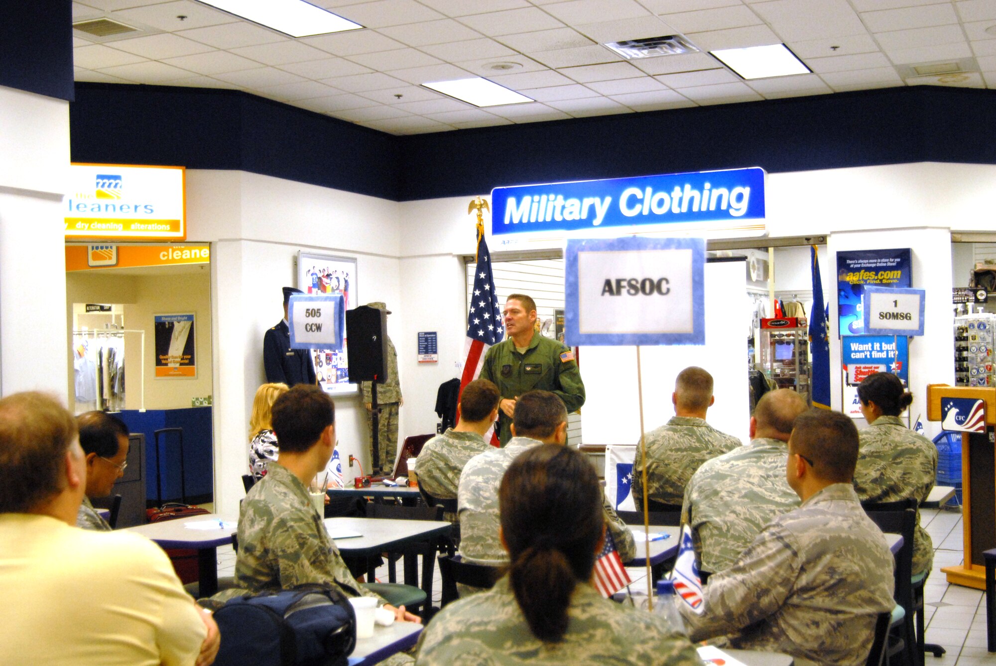 U. S. Air Force Col. Ben McMullen, acting vice commander, 1st Special Operations Wing, addresses about the importance of community involvement during the 2009 Team Hurlburt Mid-Campaign Rally at Hurlburt Field, Fla., Oct. 15, 2009.  The rally discussed Team Hurlburt's progress of monetary and participation goals at the half-way point of the Combined Federal Campaign.  (U. S. Air Force photo by Staff Sgt. Orly N. Tyrell/Released)
