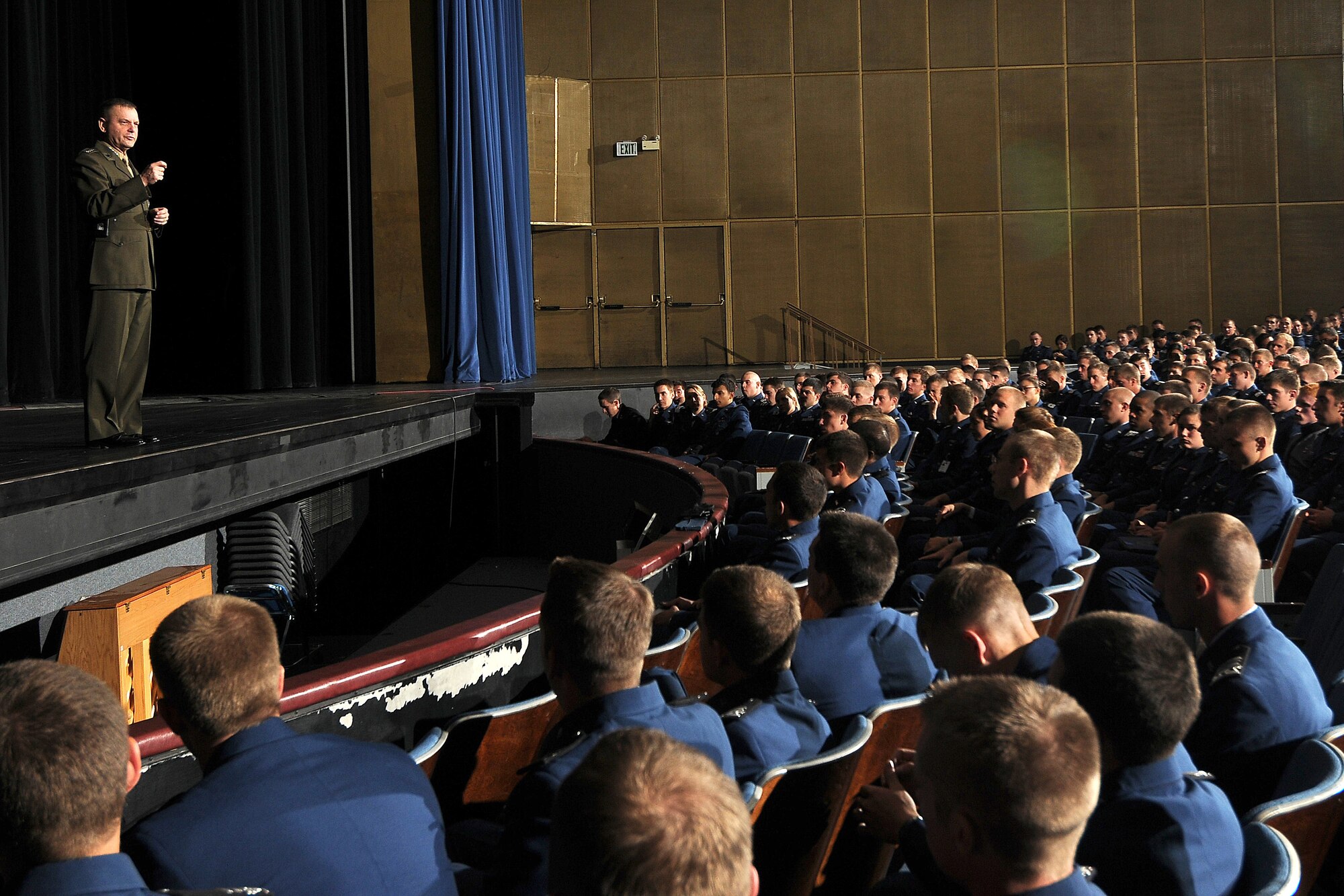 Marine Gen. James Cartwright speaks to cadets during the 2009 Academy Assembly at the U.S. Air Force Academy's Arnold Hall Theater Oct. 8, 2009. General Cartwright is the vice chairman of the Joint Chiefs of Staff. (U.S. Air Force photo/Rachel Boettcher)