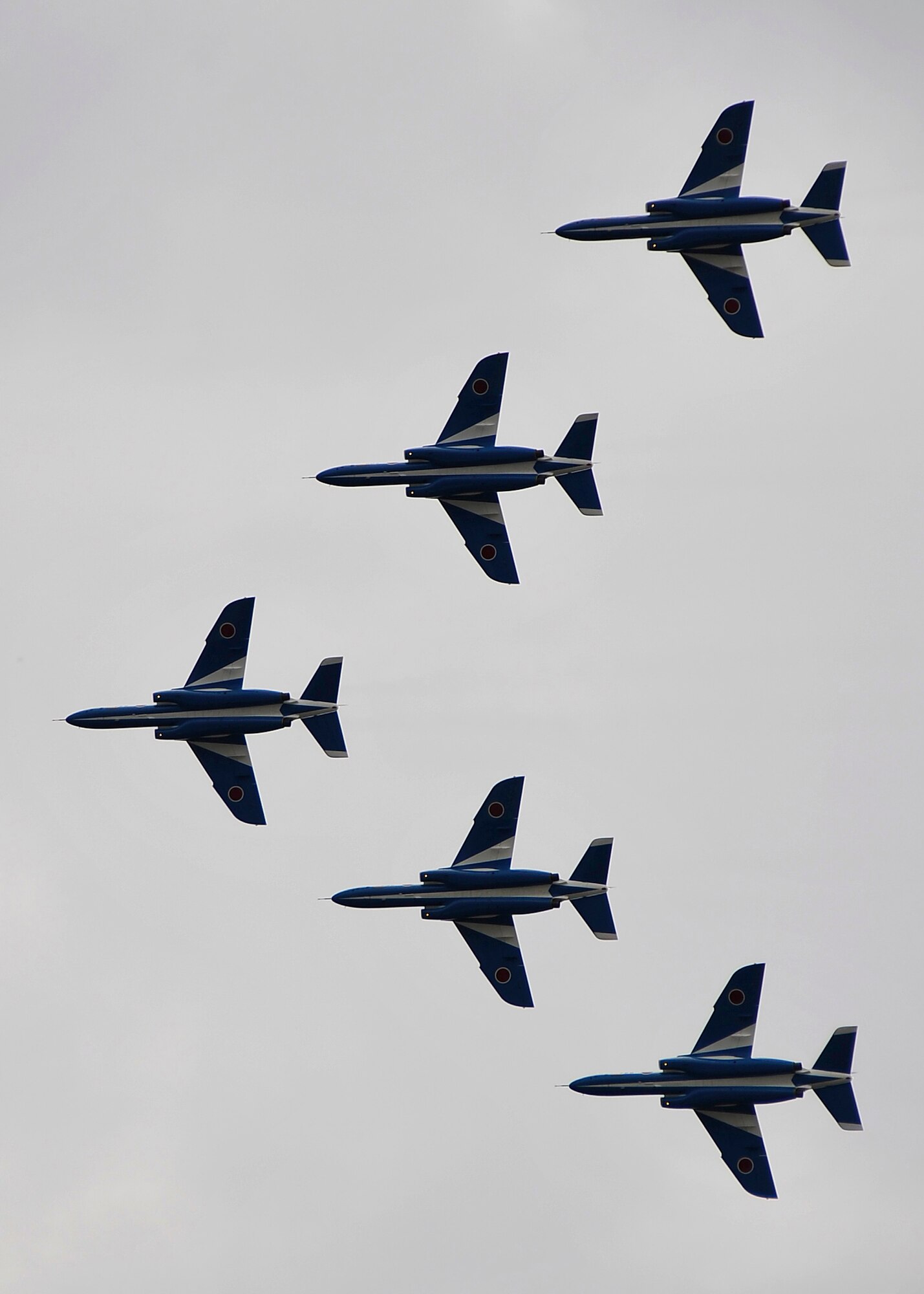 MISAWA AIR BASE, Japan -- Japan Air Self-Defense Force aerial demonstration team, Blue Impulse, flies in formation during Air Fest 2009 Oct. 18. (U.S. Air Force photo/Staff Sgt. Chad C. Strohmeyer)