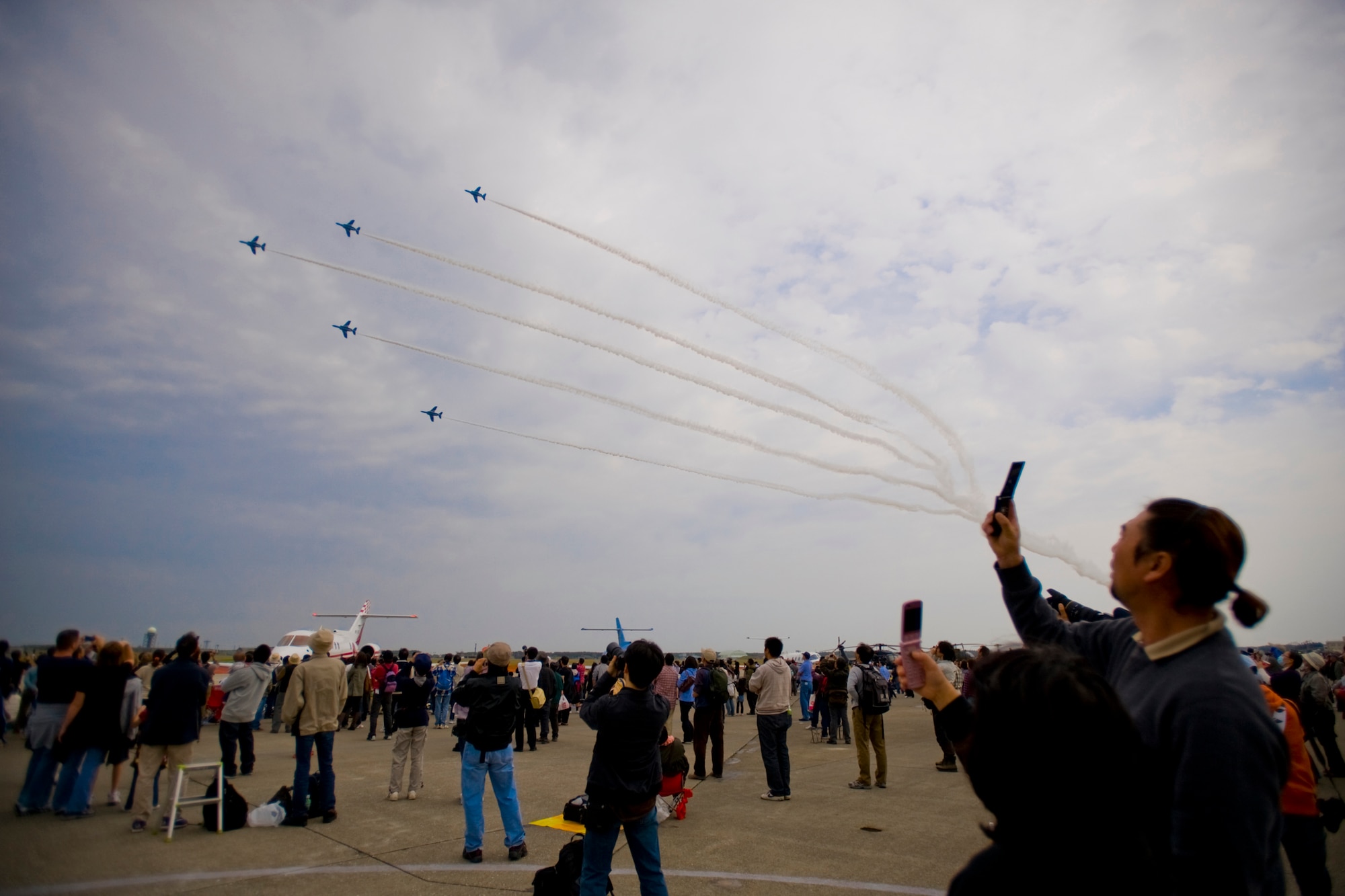 MISAWA AIR BASE, Japan -- The Japan Air Self-Defense Force Blue Impulse fly in formation during the Misawa Air Fest 2009 Oct. 18. (U.S. Air Force photo/Senior Airman Jamal D. Sutter)
