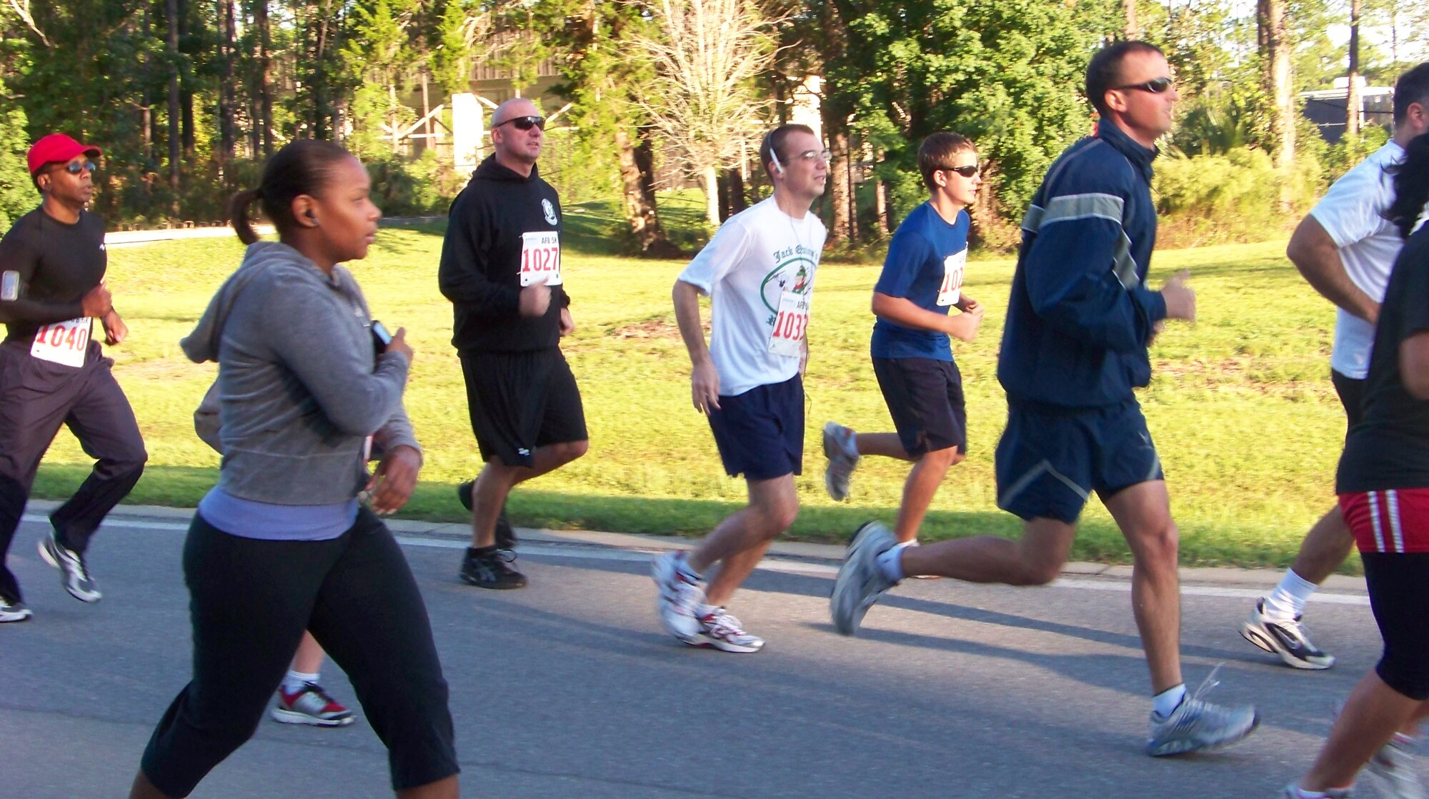 Runners take off at the 5k Commando Run at the Aderholt Fitness Center at Hurlburt Field Oct. 17. Nearly 50 Airmen and civilians participated in the event. (Air Force photo by Airman 1st Class Joe McFadden.)