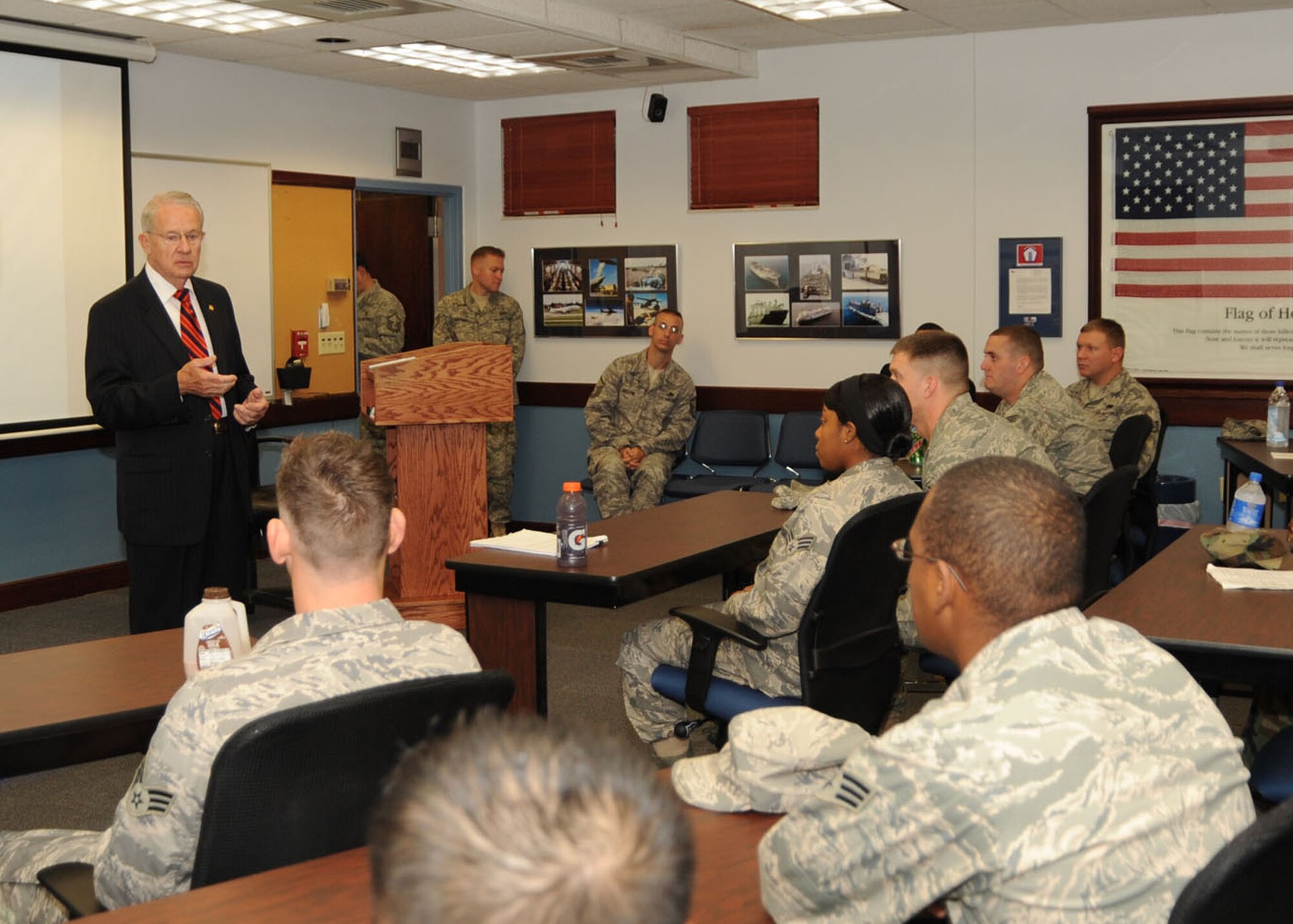 SCOTT AIR FORCE BASE, Ill. -- Retired Chief Master Sgt. John "Doc" McCauslin, Chief Executive Officer of the Air Force Sergeants Association, speaks to the newest Airman Leadership Class graduates Thursdat about the new G.I. Bill, their pay, retirement and many other things they will need to know during their AF careers.
U.S. Air Force photo/Airman First Class Tristin English