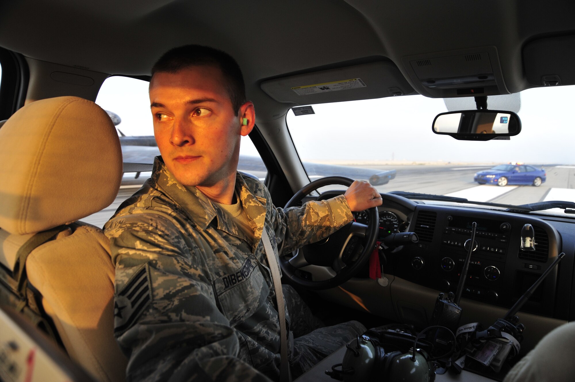 SOUTHWEST ASIA—Staff Sgt. Austin P. Dibenedetto, 380th Aircraft Maintenance Squadron, gears-up for the U-2’s departure here Oct. 18, 2009. (U.S. Air Force photo by 2nd Lt. Kidron B. Vestal)