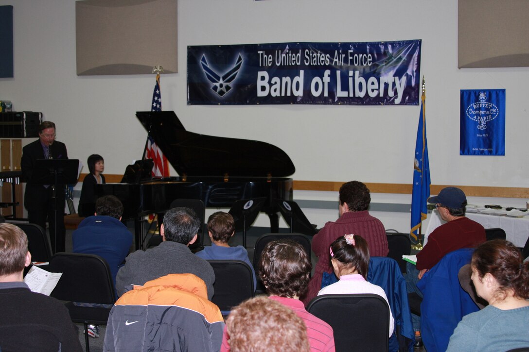 Dr. Robert Spring and Yilin You performing during Clarinet Day 2009