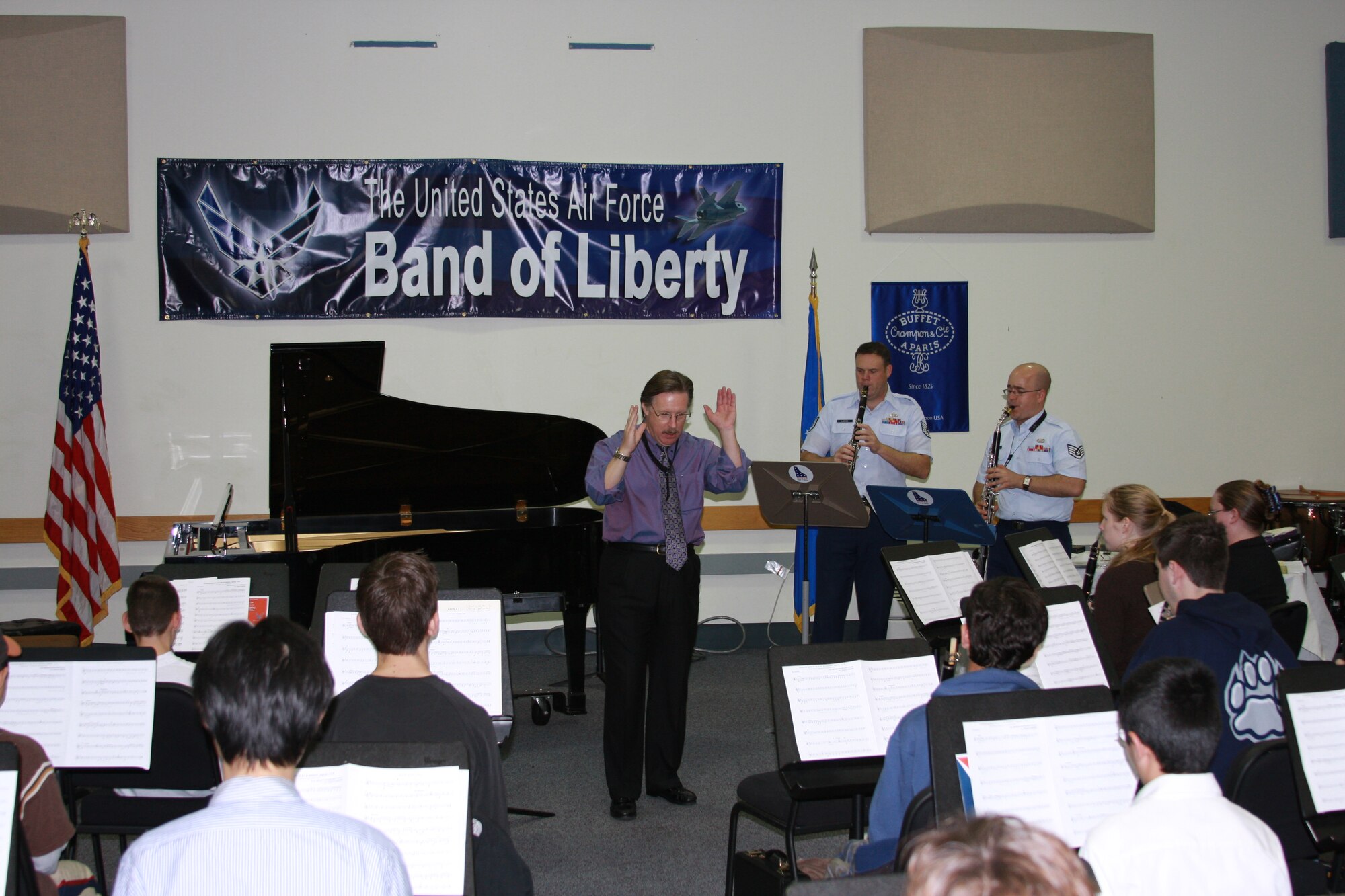 TSgt Richard Lacroix and SSgt Mickey Ireland soloing on Mendelssohn’s Concertpiece No. 2 with clarinet choir