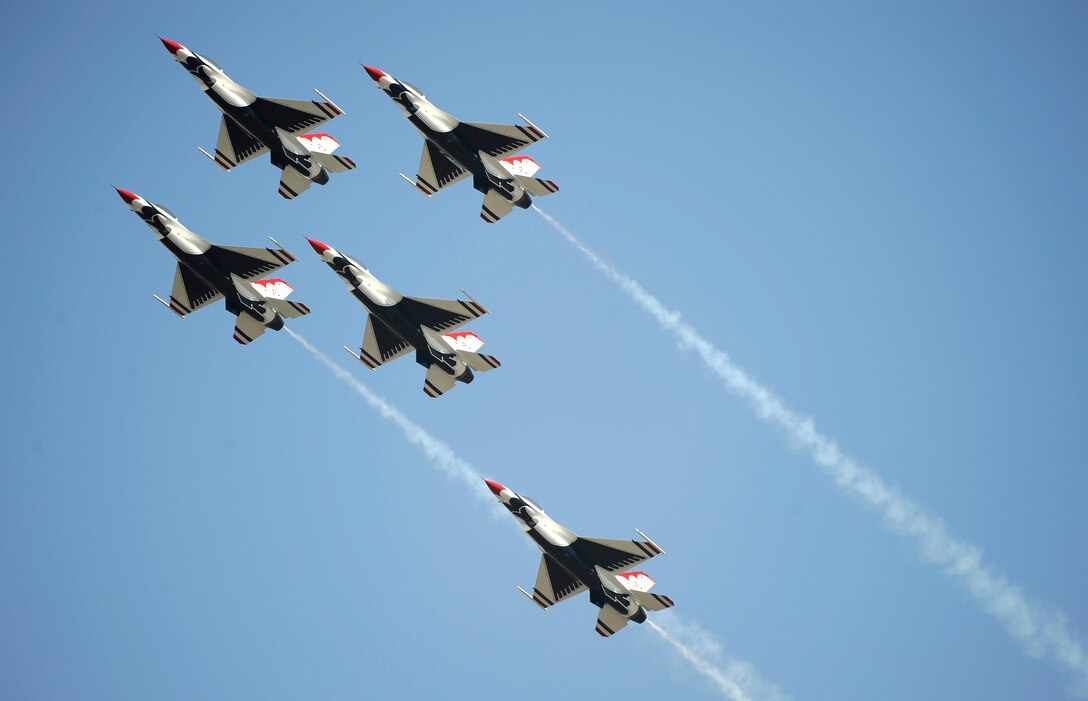 The U.S. Air Force Thunderbirds perform during Air Power Day at Osan Air Base, Republic of Korea, Oct. 21. (U.S. Air Force photo/Staff Sgt. Brian Ferguson)





