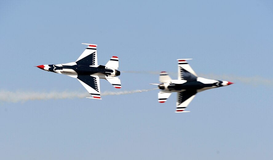 The U.S. Air Force Thunderbirds perform during Air Power Day at Osan Air Base, Republic of Korea, Oct. 21. (U.S. Air Force photo/Staff Sgt. Brian Ferguson)