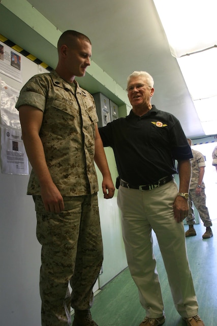 MALS founding father visits 'Devilfish' > 3rd Marine Aircraft Wing > News