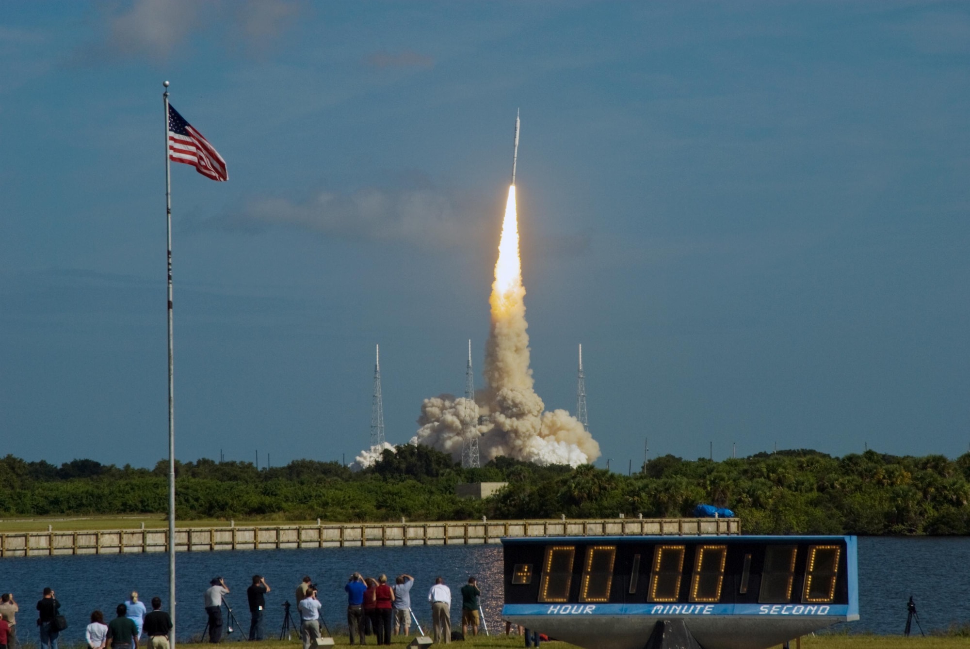 The stars and stripes on the American flag reflect NASA's commitment to teamwork as the Constellation Program's Ares I-X test rocket roars off Launch Complex 39B at NASA's Kennedy Space Center in Florida Nov. 28. 

The rocket produces 2.96 million pounds of thrust at liftoff and reaches a speed of 100 mph in eight seconds. Liftoff of the 6-minute flight test was at 11:30 a.m. EDT. (NASA Photo)