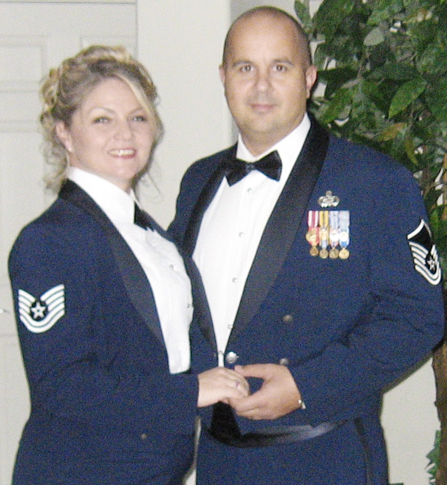 Tech. Sgt. Thane Ojala and Master Sgt. Ojala were selected as the National Military Family Association's 2009 Air Force Family of the Year.  The Ojala family from Nellis Air Force Base, Nev., traveled to Washington, D.C., Oct. 26, 2009, to attend the awards ceremony. (Courtesy photo)