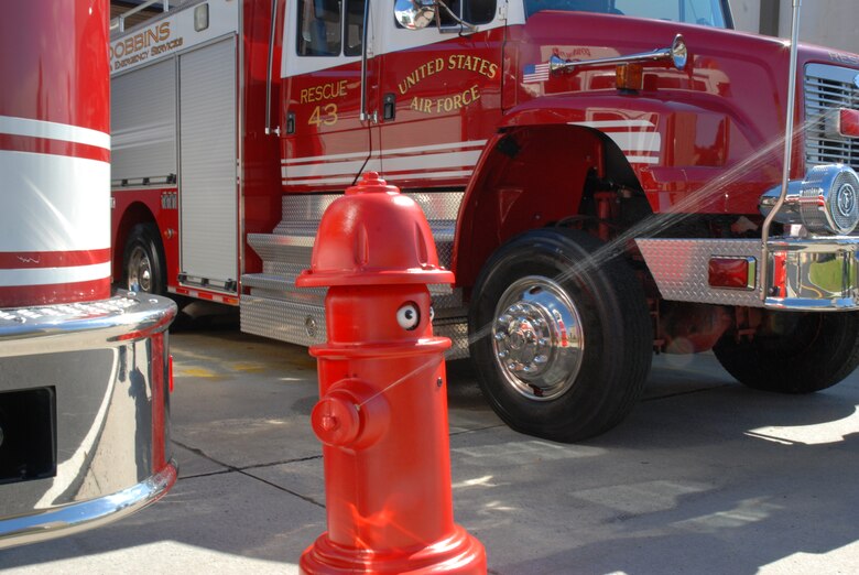 Pluggie promotes fire safety and prevention > Dobbins Air Reserve Base