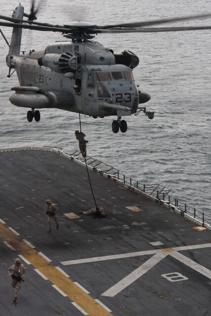 'Crawl, walk, run;' 24th MEU strengthens in training > 24th Marine ...