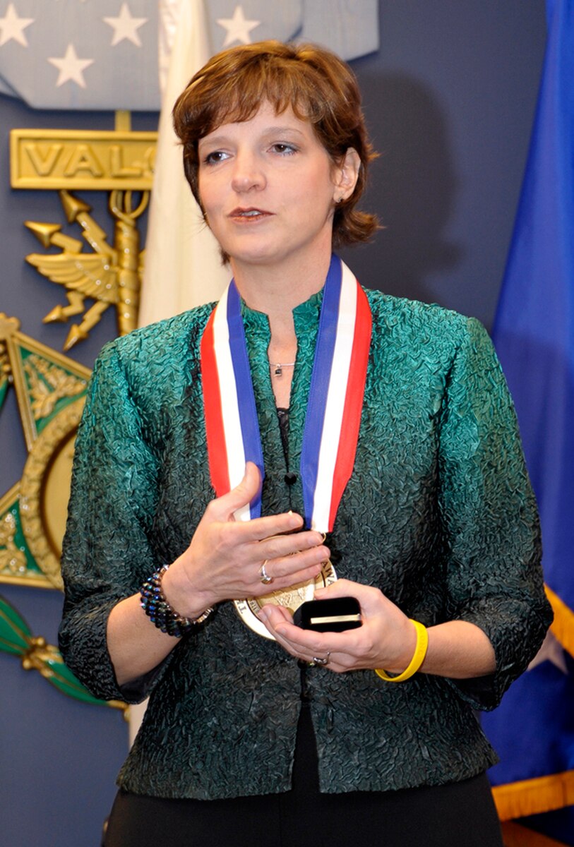 Air Force civilian receives Spirit of Hope Award > Air Force > Article Display