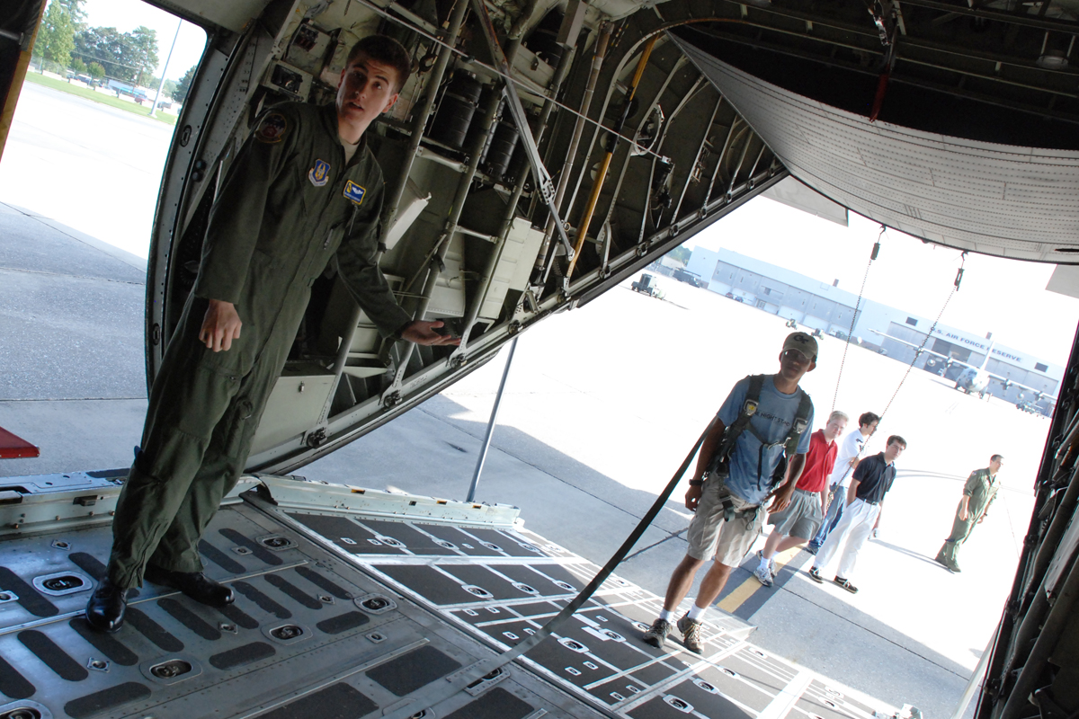 Dobbins Flying Club > Dobbins Air Reserve Base > Article Display