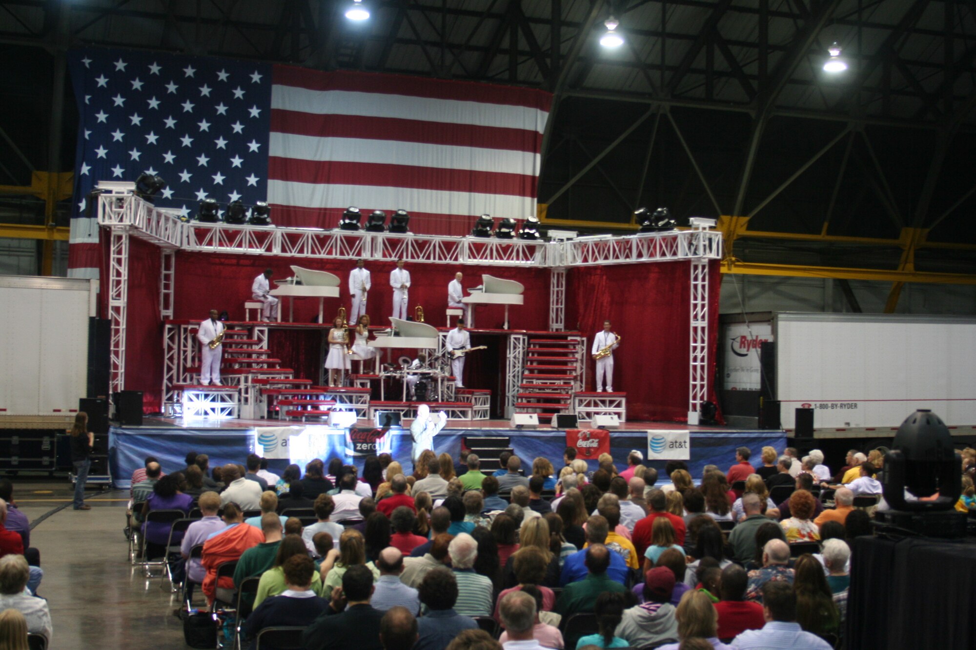 Tops in Blue, the Air Force's premier entertainment showcase, gives a performance at Scott Air Force Base, Ill., on Aug. 31, 2009.  Tops in Blue, the Air Force's premier entertainment showcase, serves as an expeditionary entertainment unit to provide quality entertainment from within Air Force resources for the Air Force family, with priority to Air Force personnel stationed worldwide at remote and deployed locations while simultaneously promoting community relations, supporting recruiting efforts and serving as ambassadors for the United States of America and the United States Air Force. Tops in Blue will perform next at Air Force Week Sacramento. (U.S. Air Force Photo/Tech. Sgt. Scott T. Sturkol)
