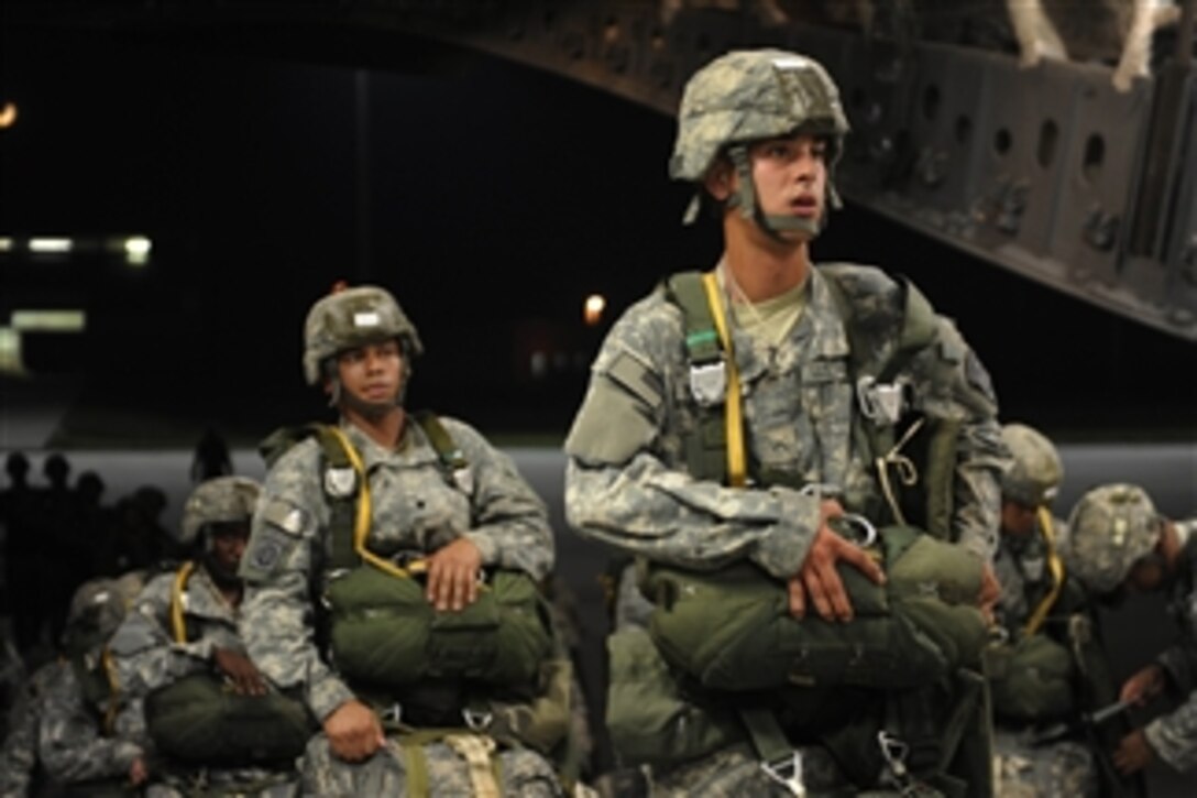 U.S. Army soldiers from the 82nd Airborne Division enter a U.S. Air Force C-17 Globemaster III aircraft at Pope Air Force Base, N.C., on Aug. 26, 2009.  The soldiers will parachute from the aircraft during a joint forcible entry exercise over Ft. Bragg, N.C.  