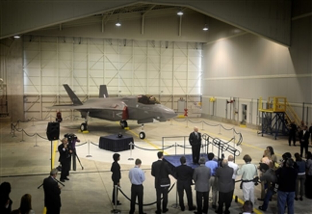 Secretary of Defense Robert M. Gates speaks with members of the press following a tour of the Lockheed Martin F-35 Joint Strike Fighter production facility in Fort Worth, Texas, on Aug. 31, 2009.  