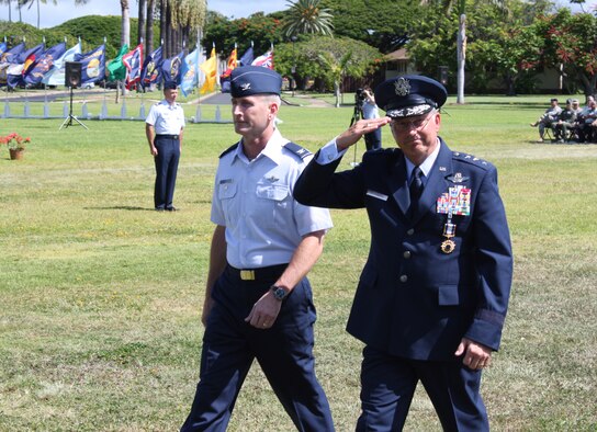 Lt. Gen. Chip Utterback bids farewell during the 13th Air Force change of command ceremony at Hickam Air Force Base, Hawaii, Sept. 2. General Utterback is retiring after more than 33 years of service in the United States Air Force. (Air Force photo/ Tech. Sgt. Kerry Jackson)

